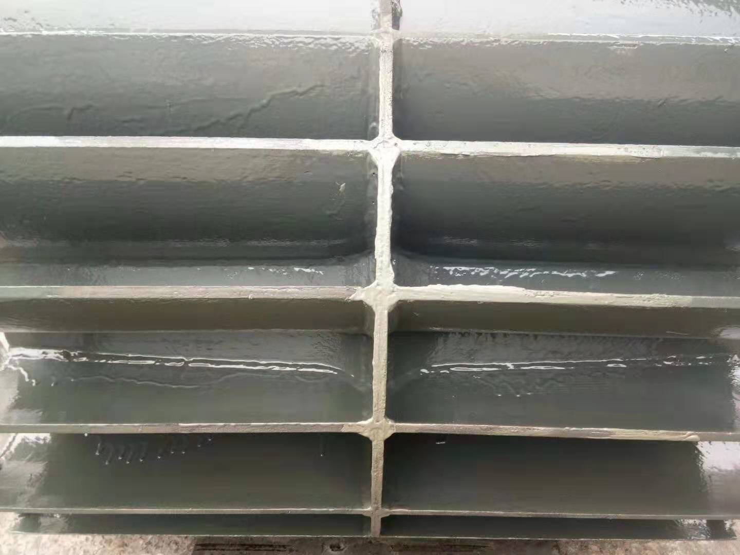 化工設(shè)備表面涂刷耐酸堿腐蝕防結(jié)垢陶瓷涂料 化工設(shè)備表面涂刷耐酸堿腐蝕防結(jié)垢陶瓷涂料