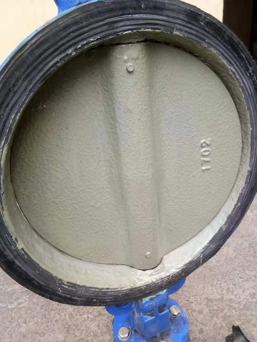 化工設(shè)備表面采用耐酸堿腐蝕防結(jié)垢陶瓷涂料制作涂層 化工設(shè)備表面采用耐酸堿腐蝕防結(jié)垢陶瓷涂料制作涂層