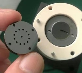 金屬表面噴涂陶瓷涂層 金屬表面噴涂陶瓷涂層